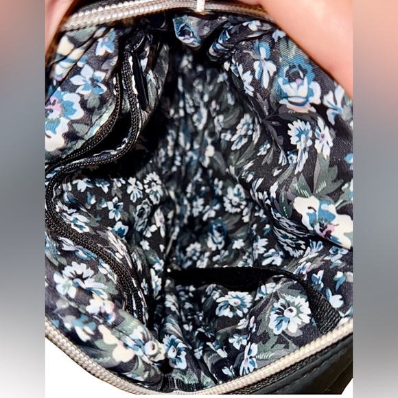 Vera Bradley Black Quilted Crossbody Bag - Picture 3 of 3